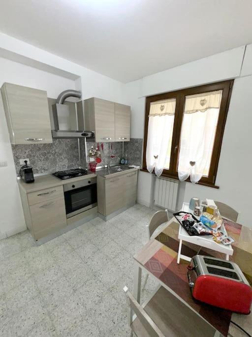 Romafatata: Intero Appartamento Bagian luar foto